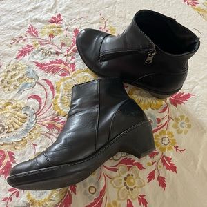 DANSKO Billie black leather ankle boots size 37 - us 6.5-7